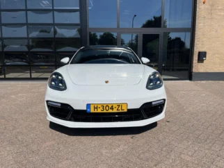 Porsche-Panamera