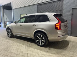 Volvo-XC90