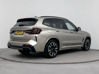 BMW-iX3