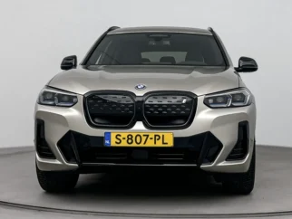 BMW-iX3
