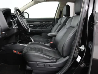 Mitsubishi-Outlander