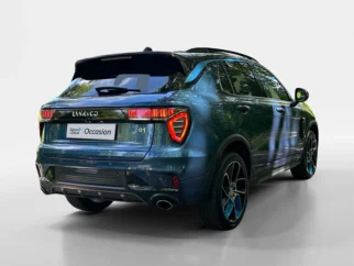 Lynk & Co-01