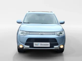 Mitsubishi-Outlander