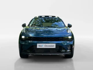 Lynk & Co-01