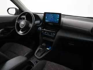 Toyota-Yaris Cross