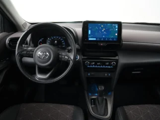 Toyota-Yaris Cross