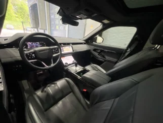 Land Rover-Range Rover Evoque