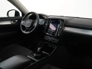 Volvo-XC40