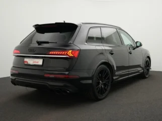 Audi-Q7
