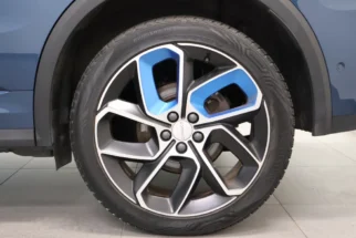 Lynk & Co-01