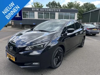 Nissan-Leaf