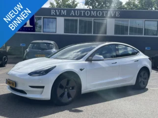 Tesla-Model 3