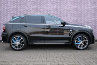 Lynk & Co-01