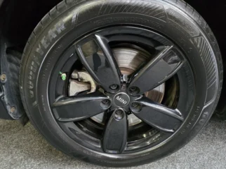 MINI-Countryman