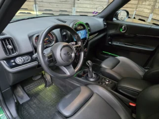 MINI-Countryman