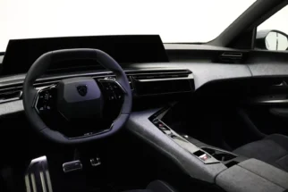 Peugeot-5008