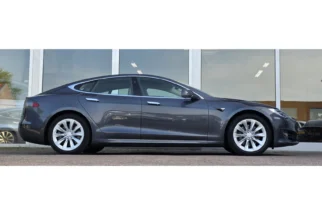 Tesla-Model S