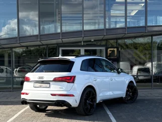Audi-Q5