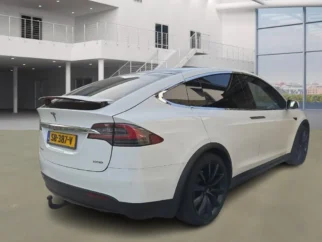 Tesla-Model X