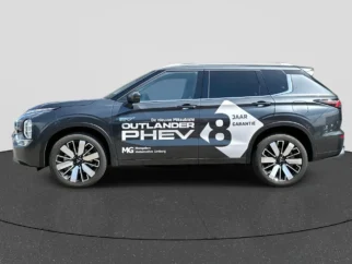 Mitsubishi-Outlander