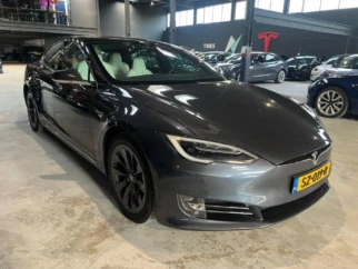 Tesla-Model S