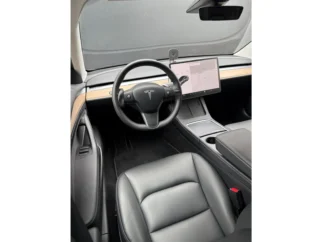 Tesla-Model 3