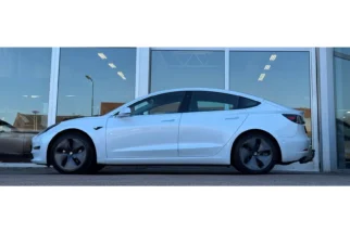 Tesla-Model 3