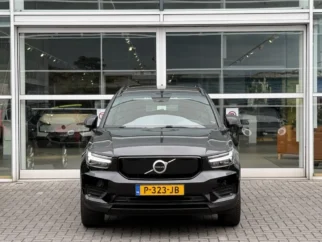 Volvo-XC40