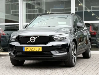 Volvo-XC40
