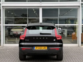 Volvo-XC40