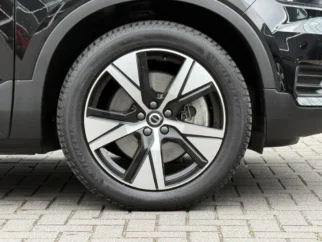 Volvo-XC40