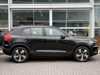Volvo-XC40