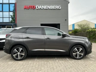 Peugeot-3008