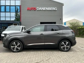 Peugeot-3008