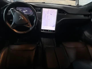 Tesla-Model S