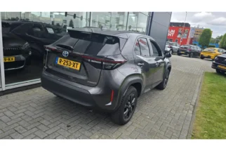 Toyota-Yaris Cross