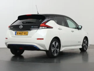 Nissan-Leaf