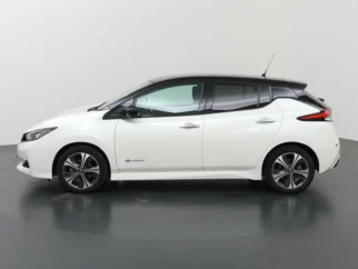 Nissan-Leaf