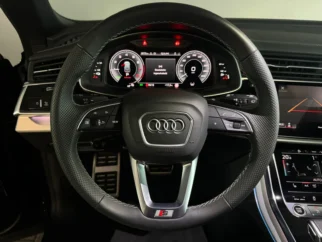 Audi-Q8