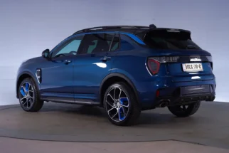 Lynk & Co-01