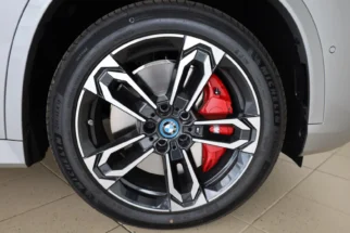 BMW-iX1