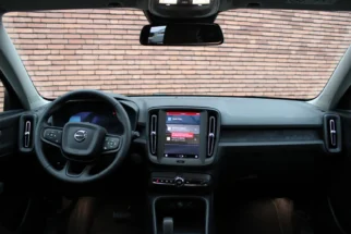 Volvo-EX 40