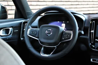Volvo-EX 40