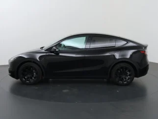 Tesla-Model Y