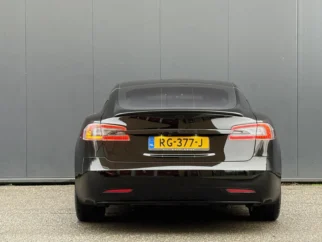 Tesla-Model S