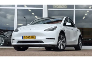 Tesla-Model Y