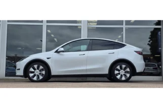 Tesla-Model Y