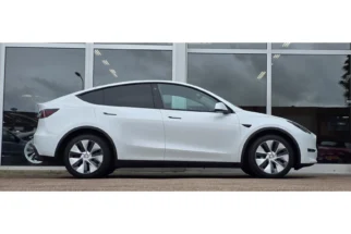 Tesla-Model Y