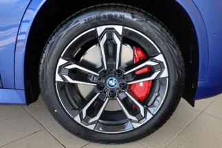 BMW-iX1
