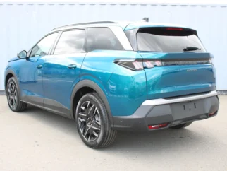 Peugeot-5008